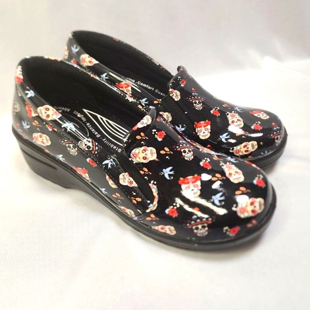 Easy Works By Easy Street Women's Black Skull Shoes